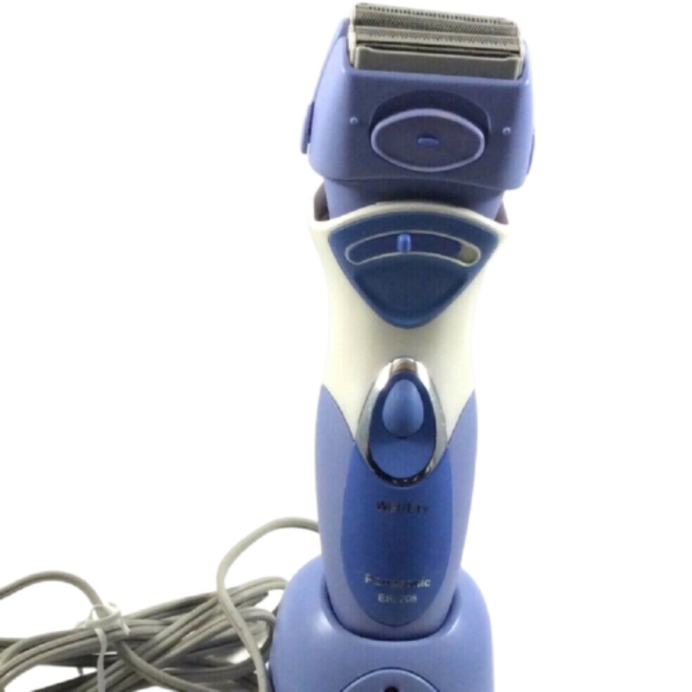 Wet/Dry Panasonic Ladies Cordless Electric Shaver With Charger in Blue